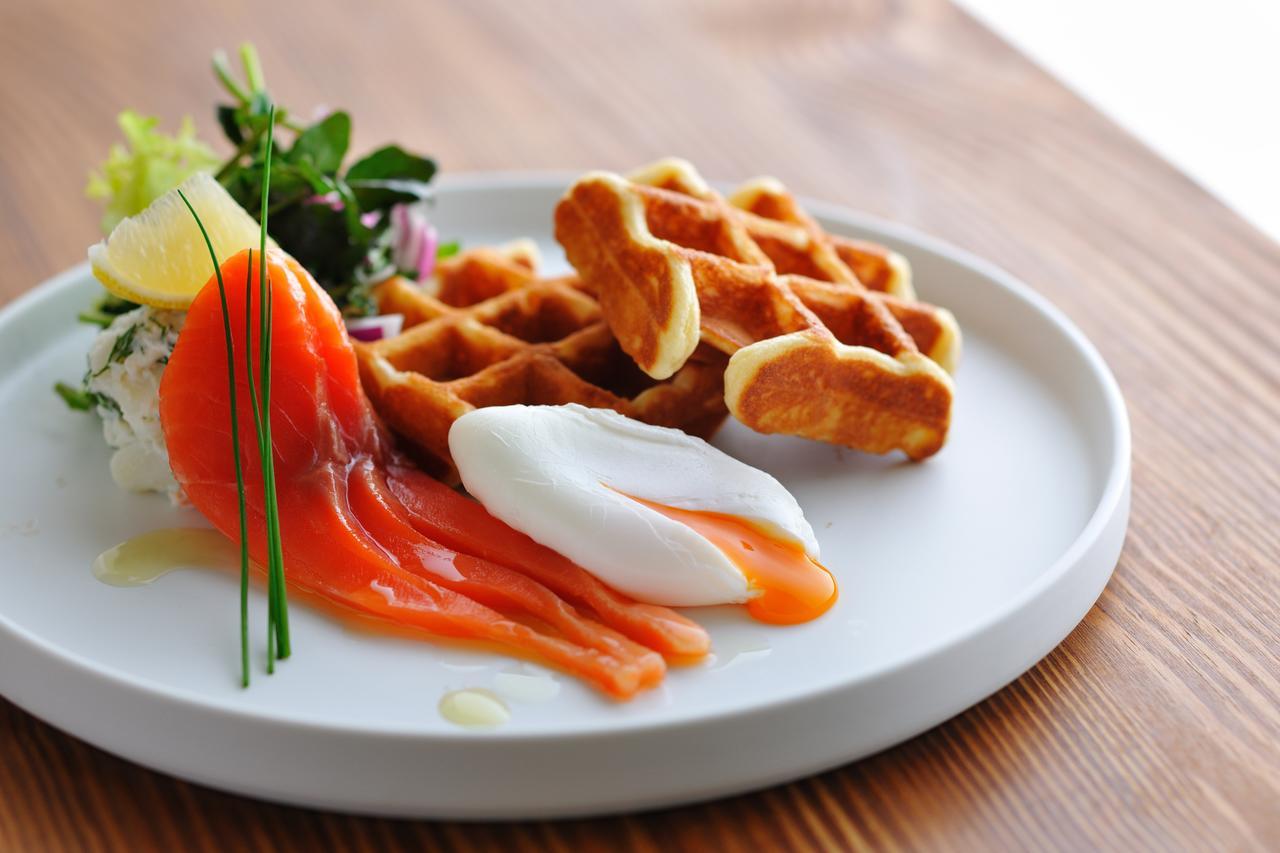 Omo7 Asahikawa By Hoshino Resorts Bagian luar foto Salmon and potato waffles